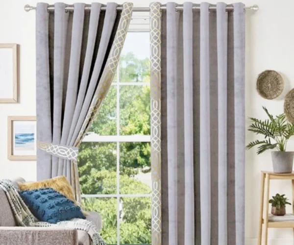 Luxurious Velvet Curtains for Elegant Home Décor in Dubai