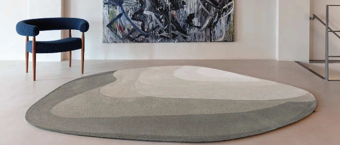 Luxurious velvet round rug