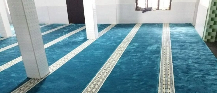Seamless wall to wall mosque carpet Dubai