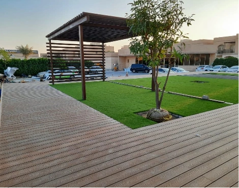 "Why choose us for artificial grass in Dubai