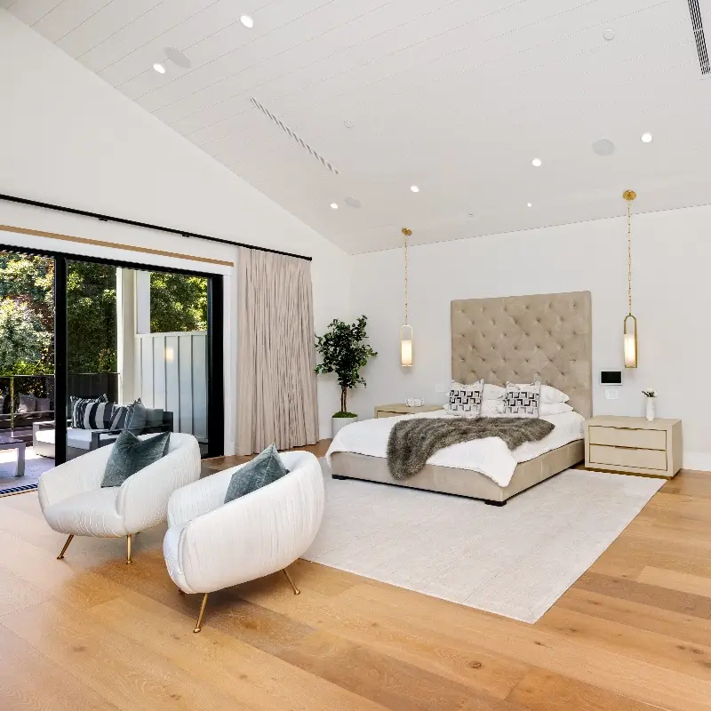 Luxury Bedroom Floor