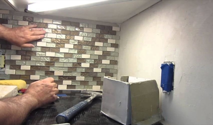 Install Backsplash