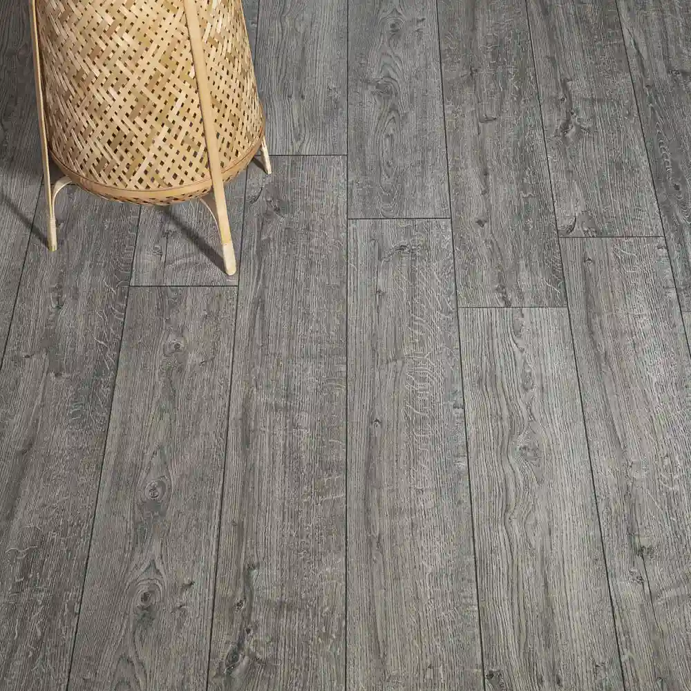 Mansion 8mm Laminate Flooring Dubai